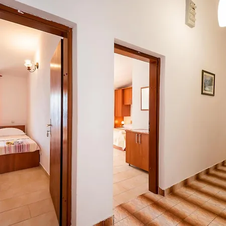 4 Apartment Podgora (Split-Dalmatia)