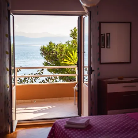 4 Apartment Podgora (Split-Dalmatia)