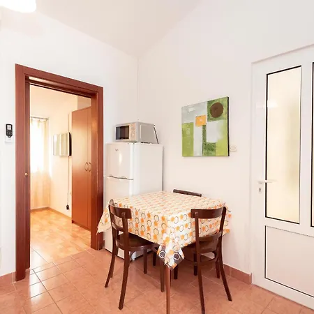 4 Podgora (Split-Dalmatia)