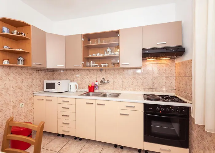 아파트 4 포드고라