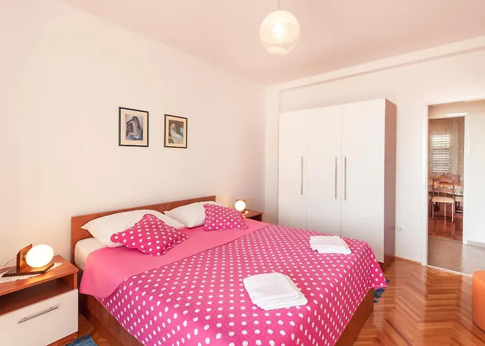 아파트 4 포드고라