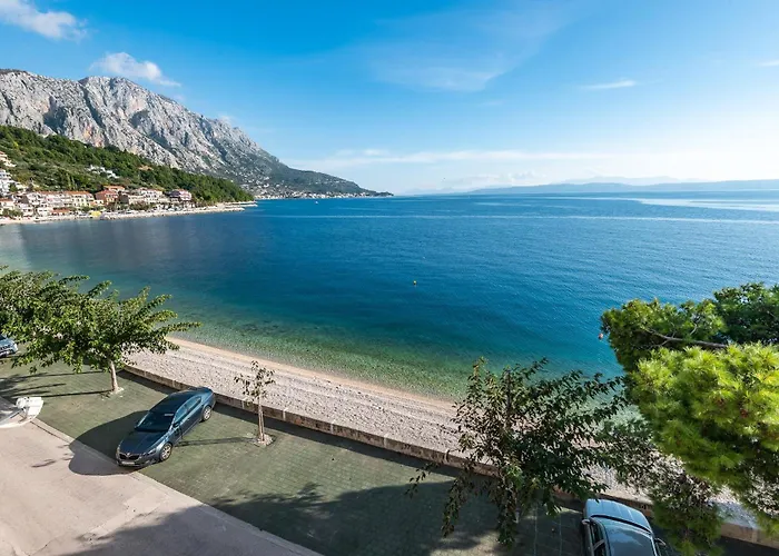 4 아파트 포드고라